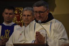 image038