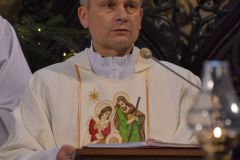 2022